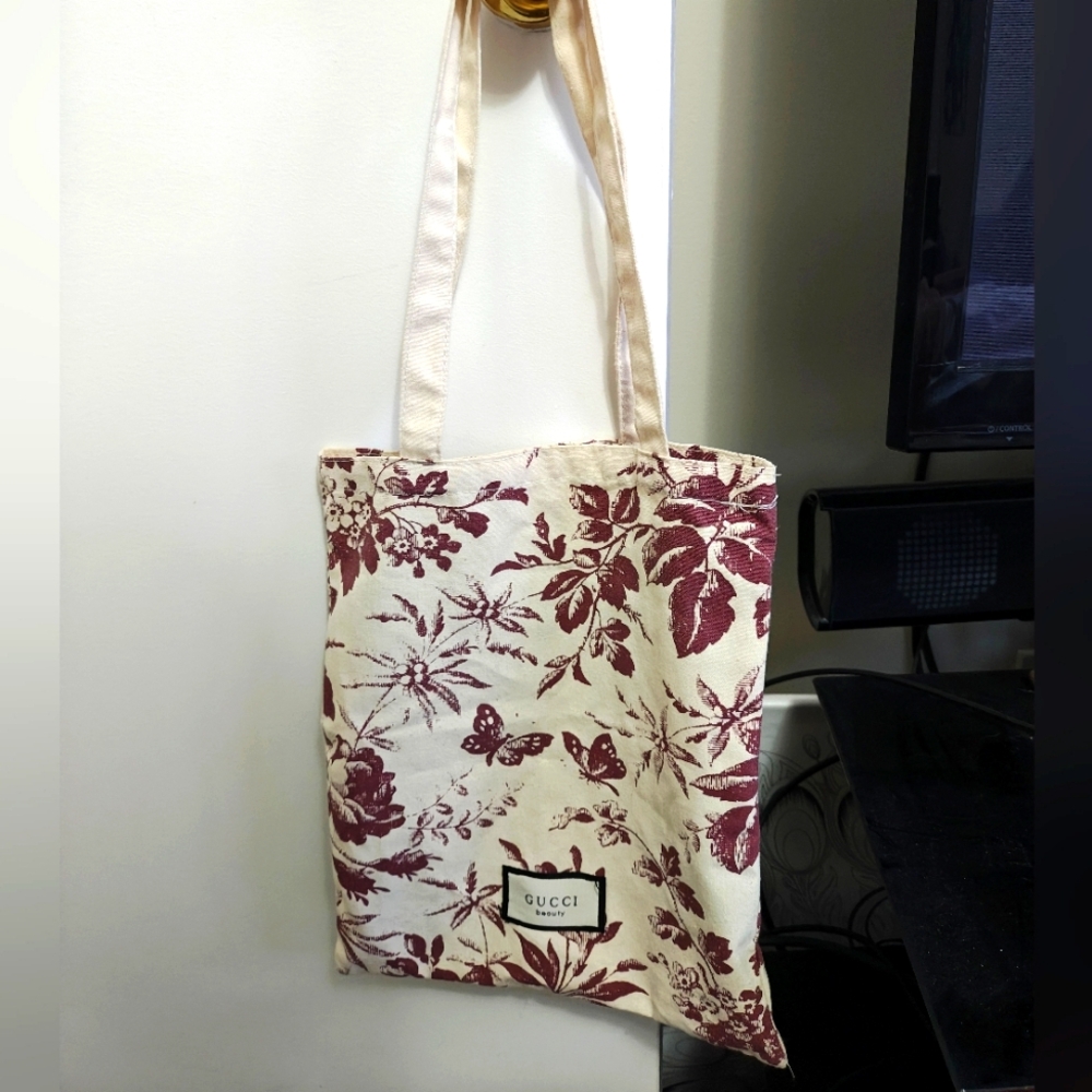 Gucci Floral Cream and Red Tote Bag